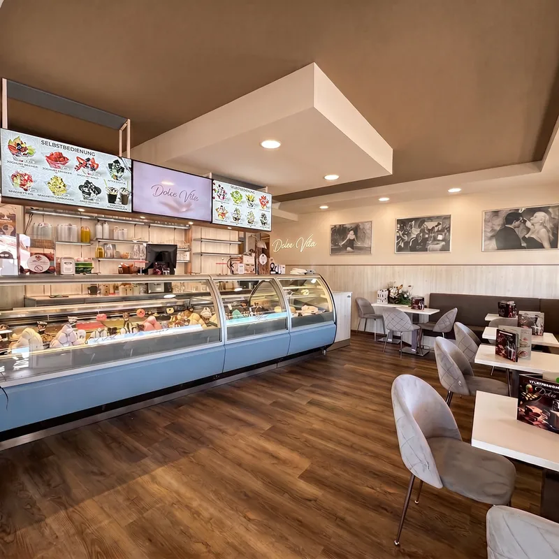 Eiscafé DOLCE VITA, Neutraubling