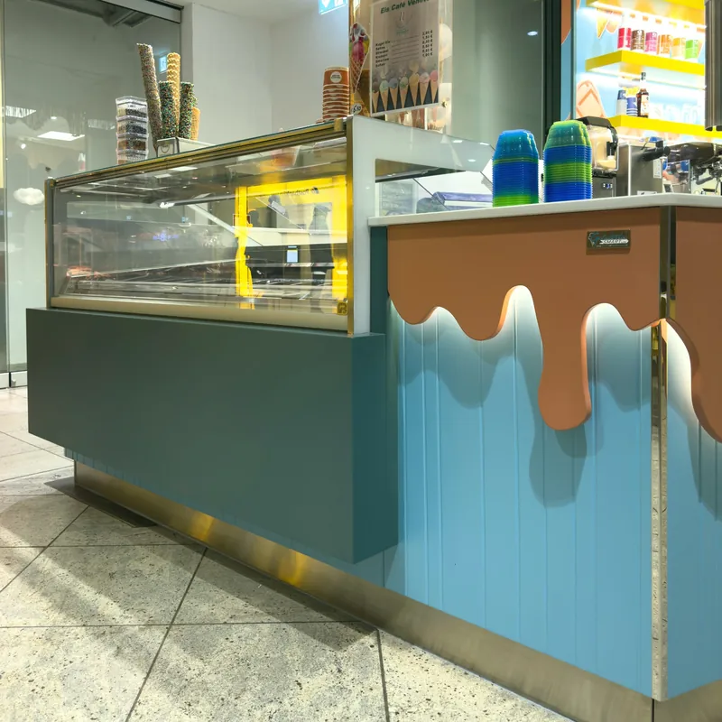 Eiskiosk EISPARADIES, Hamburg